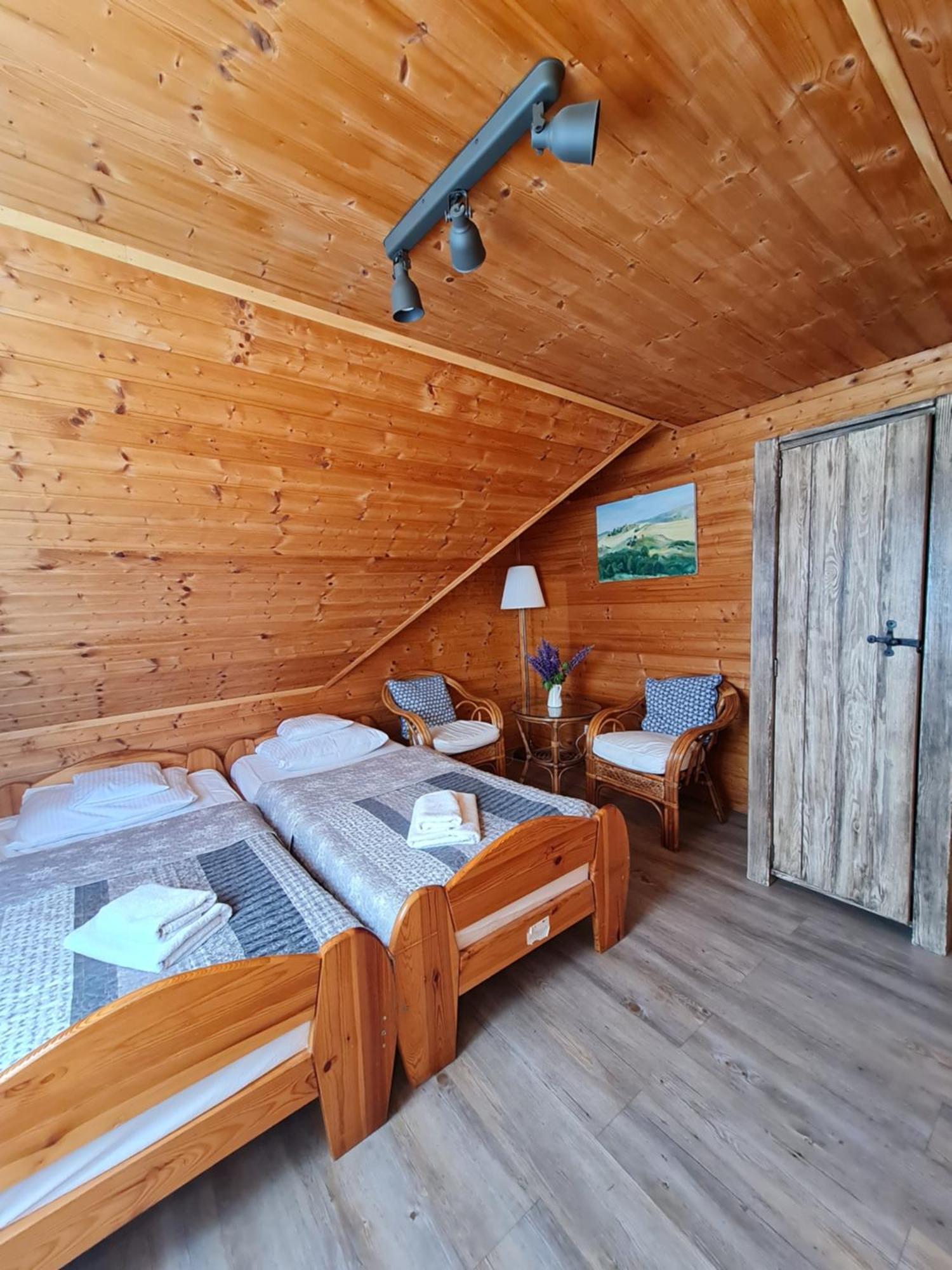 Wilcza Jama - Domki Z Bali Lutowiska Rom bilde